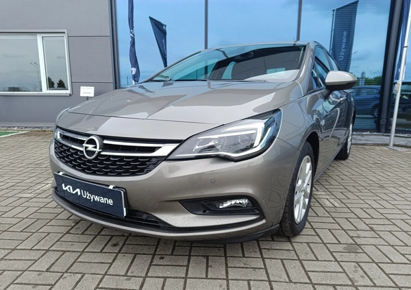 Opel Astra cena 49900 przebieg: 83337, rok produkcji 2016 z Gdańsk małe 352